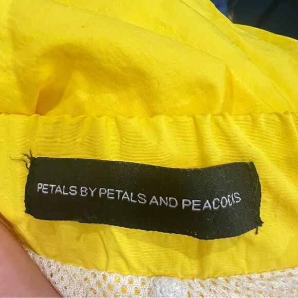 Petals by Petals and Peacocks Yellow and Black Joggers Men’s Small - Picture 4 of 5